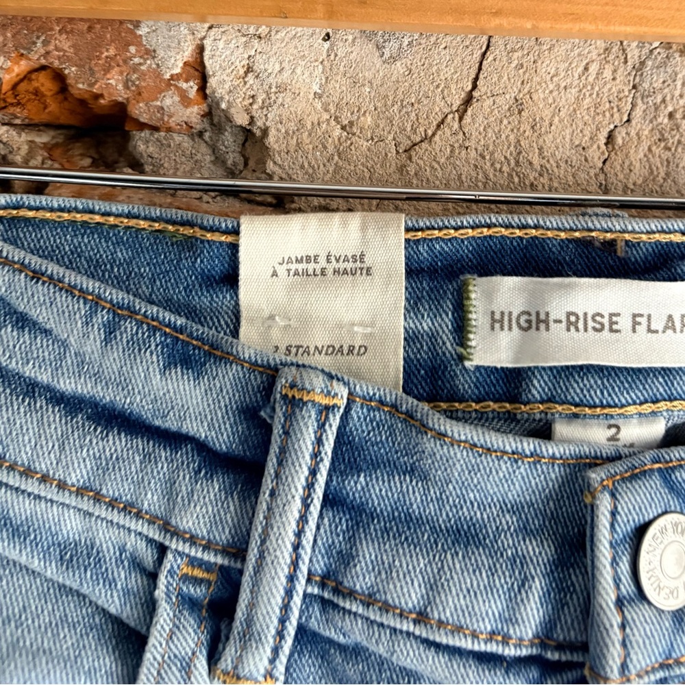 American Eagle Women’s NWT Hi-Rise Flare Jeans - Picture 4 of 5